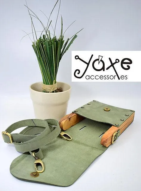 Mint belt bag from leather and wood