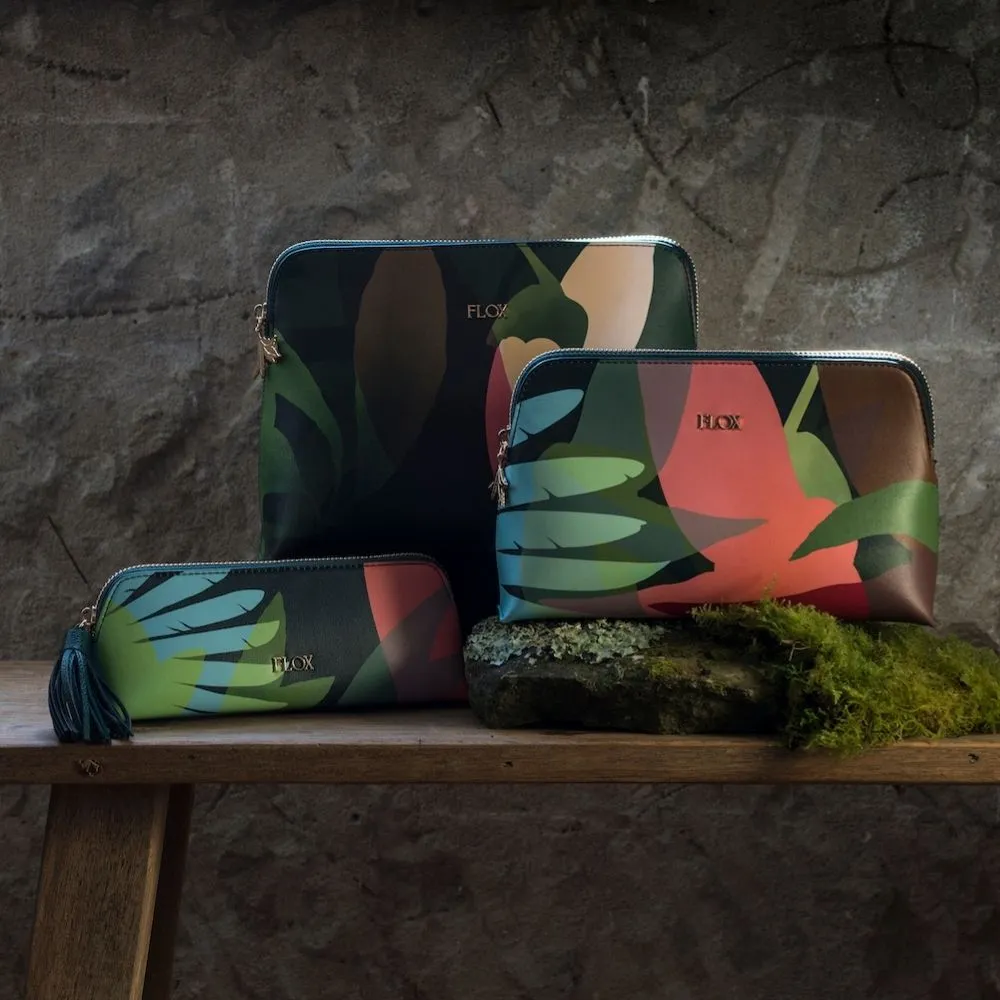 Wai - Cosmetic Case - Medium
